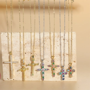 Vintage Hip Hop Copper Cross Pendant Necklace For Women Elegant Minimalist Zirconia Inlaid Clavicle Chain Jewelry Gift
