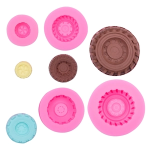 Set of 4 silicone tire fondant molds for cake decorating in various sizes and shapes