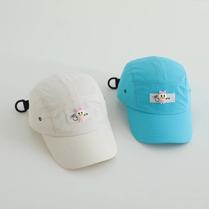 Detail of adjustable strap and metal eyelets on breathable kids quick-dry baseball cap