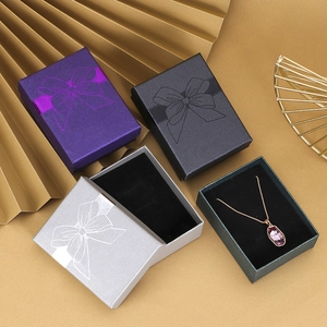 Elegant Paper Jewelry Gift Box With Butterfly Bow Pattern For Rings Necklaces Earrings Storage Packaging Jewelry Case