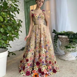 Robe De Soirée Maxi Élégante Avec Broderie Florale 3D Mesh Bretelles Spaghetti Encolure Coeur Fête Formelle Pour Femmes