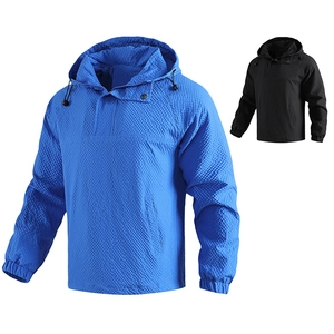 Outdoor hooded anorak jacket with waffle texture fabric and half-button closure