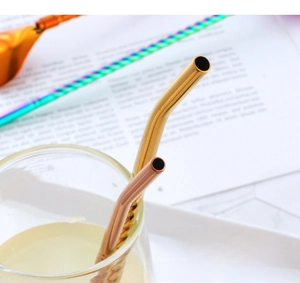 Close-up of food grade stainless steel straw spoon with smooth rounded mouth design