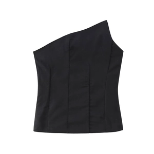 Top asimmetrico nero monospalla da donna, stile estivo minimalista per la stagione 2025