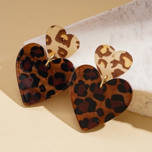 Retro acrylic leopard print double heart earrings with gold metal links for women
