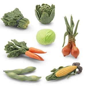 7-piece realistic artificial vegetable set featuring corn carrot and spinach models