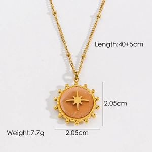Detail of bohemian star necklace with dimensions 40 plus 5cm and 7.7g weight info