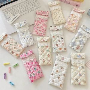Quilted Cotton Glasses Bag Soft Portable Sunglasses Pouch With Lace Heart Button Cartoon Pattern Eyewear Protector