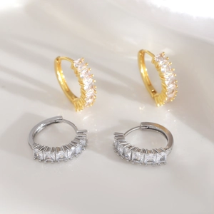 Minimalist Copper Gold Plated Cubic Zirconia Hoop Earrings Square Stone Inlaid Huggie Earrings Fashion Jewelry Accessory