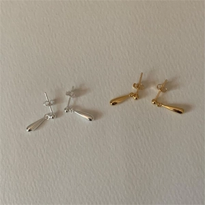 Orecchini a goccia minimalisti in argento 925 nelle varianti oro e argento lucido