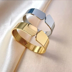 Bracciali a fascia larga in acciaio inossidabile lucido color oro e argento set