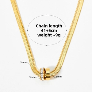 Flat gold snake chain necklace with three rings showing 41+5cm length and 9g weight