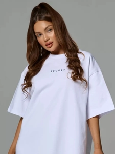 T-shirt oversize en coton blanc avec imprimé lettres Secret et col rond classique