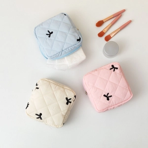 Square Quilted Sanitary Napkin Storage Bag Bow Embroidered Menstrual Pad Pouch Portable Makeup Organizer Zipper Purse