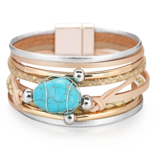 Bracciale multistrato in pelle e metallo con pietra turchese e chiusura magnetica