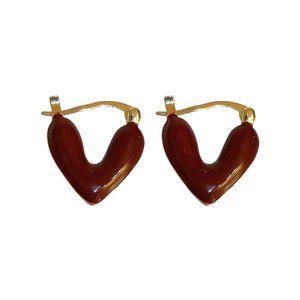 Vintage gold V-shaped heart huggie earrings with deep red enamel finish for women
