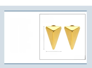 Detailed size specifications for 18K gold plated stainless steel triangle earrings
