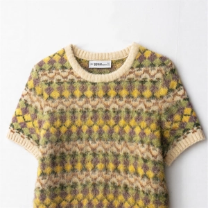 Short sleeve knit sweater featuring colorful geometric jacquard patterns and round neck