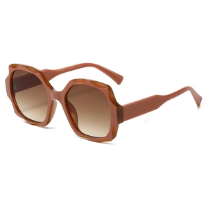Bohemian style square wavy frame sunglasses with brown gradient lenses in caramel color