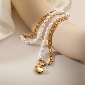 Elegant 18K gold plated stainless steel heart necklace with pearls for women