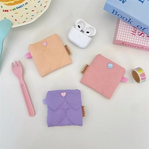 Quilted heart-pattern portable mini storage bags for earbuds in soft pastel colors
