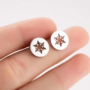 Stainless Steel Snowflake Stud Earrings Geometric Round Hollow Winter Christmas Jewelry For Women Elegant Fashion Novelty