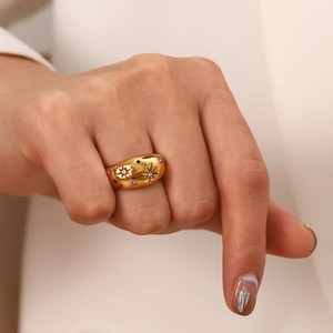 French vintage style gold wide ring with star pattern and zircon stones for women