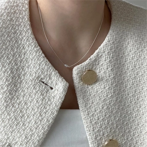 Elegant 925 sterling silver necklace with a minimalist pearl bead on a delicate fine chain