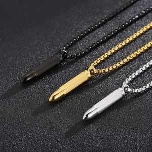 Pendenti a forma di proiettile in acciaio inossidabile nelle finiture nero, oro e argento