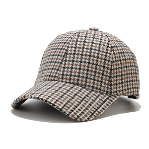 Classic brown houndstooth baseball cap in premium tweed fabric for men and women