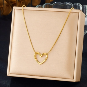 Minimalist Heart Pendant Necklace Polished Gold Plated Stainless Steel Snake Bone Chain Elegant Jewelry For Women