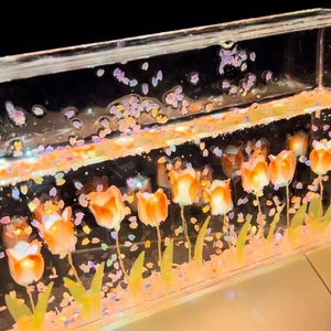 Handmade DIY tulip tulip night light with acrylic flowers and floating petals