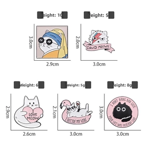 Detailed size and weight chart for five creative cat enamel pins in various designs