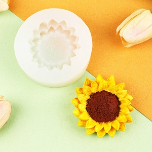 Stampo creativo in silicone a girasole per candele e decorazioni di cioccolato