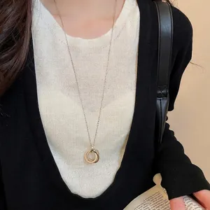18k gold plated trinity interlocking rings long pendant necklace for women outfit