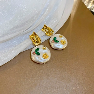 Flower Leaf Resin Round Drop Earrings With Silver Earring Post Alloy Rhinestone French Vintage Style For Women