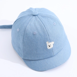 Casquette de baseball en denim bleu pour enfant avec broderie d'ours blanc mignonne