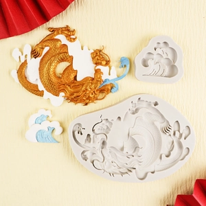 Detalle del molde de silicona de dragón chino y olas para decoración de pasteles fondant