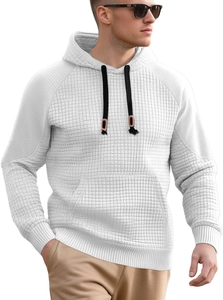 Detail der weißen Waffelstruktur am Herren-Hoodie mit schwarzen Kordelzügen und Lederakzenten