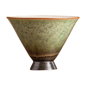 Retro kiln-fired ceramic teacup with green and brown gradient glaze in conical shape