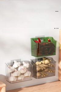 Wall-mounted striped transparent storage boxes for ginger and garlic in three elegant colors