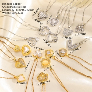 Collane con ciondolo a cuore in acciaio inossidabile dorato e argento con perle su seta champagne