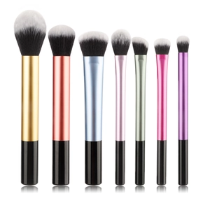 7pcs makeup brush set with colorful handles and gradient bristles on white background