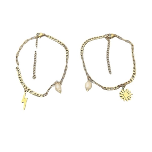 18K gold plated titanium steel bracelets with daisy, lightning charms and pearls