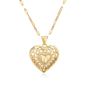 Collana con ciondolo a cuore traforato placcata oro 18K con zircone e incisione