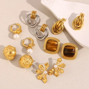 Vintage 18K gold plated stainless steel square earrings with pearl and floral patterns