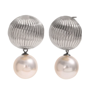 Vintage 18K gold plated stainless steel hot air balloon earrings with pink pearls
