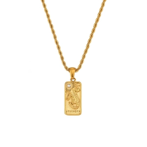 Gold 18K plated stainless steel Strength tarot necklace with leopard relief and rope chain