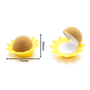 Detailed dimensions of sunflower velvet jewelry box showing 74mm diameter and 40mm height