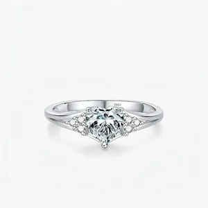 Heart Ring 925 Sterling Silver Zircon Sparkling Simulated Diamond Engagement Wedding Fashion Elegant Jewelry For Women